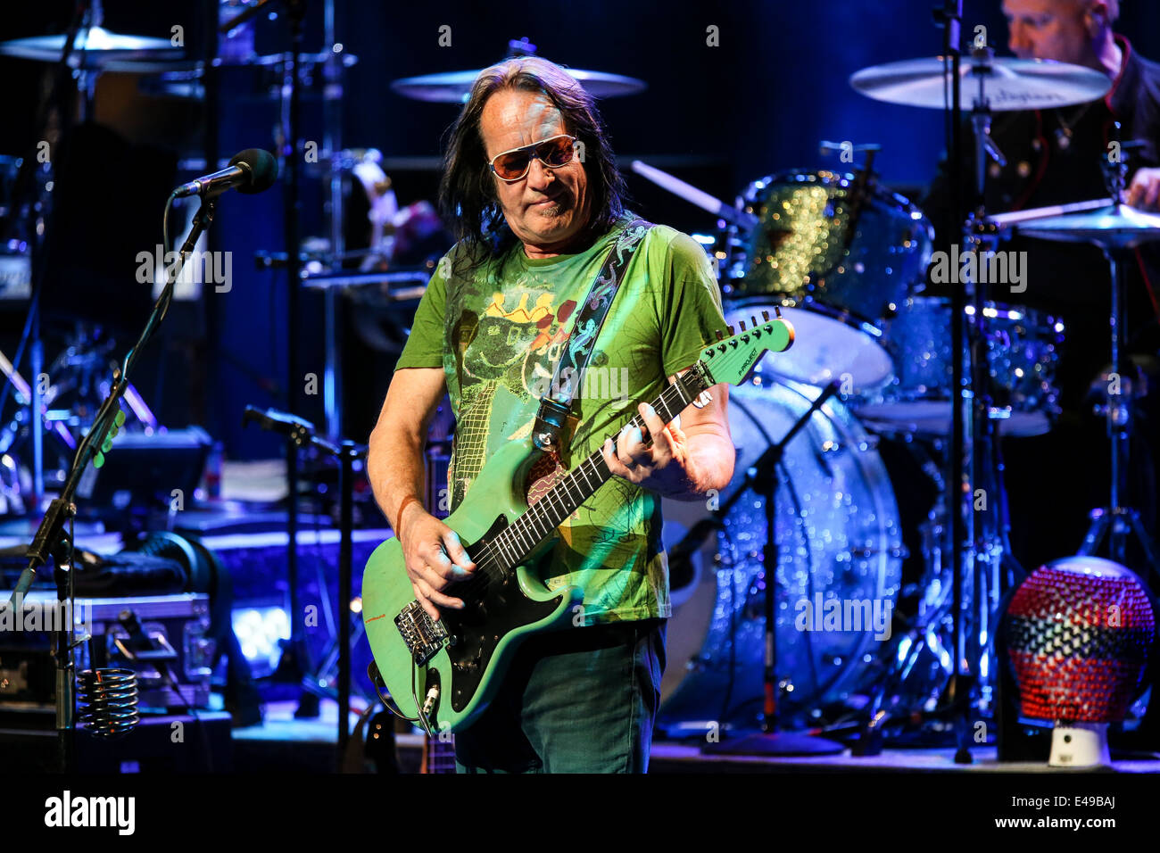 Ringo Starr and his All Star Band perform live in concert Stock Photo