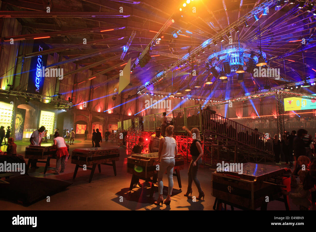 General view during Nike Winner Stays Street Football Tournament final at  Gashouder Klonneplein in Amsterdam,Netherlands Stock Photo - Alamy