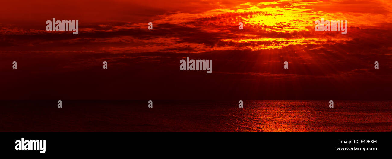 Beautiful sunset above the sea Stock Photo - Alamy