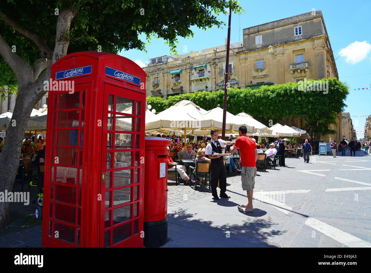 Caffe Cordina, Republic Square, Valletta (Il-Belt Valletta), Southern Harbour District, Malta Xlokk Region, Republic of Malta Stock Photo