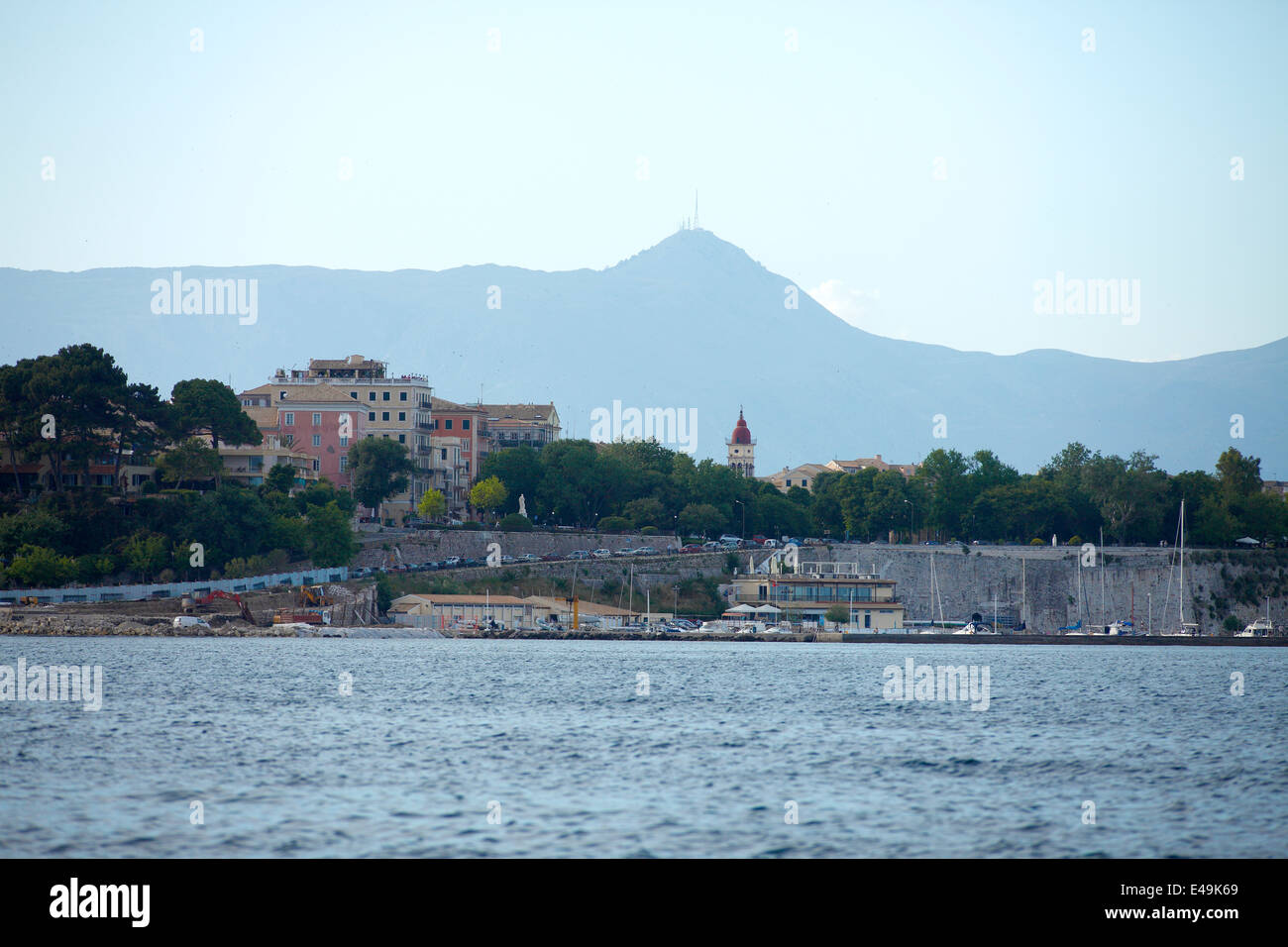 Greece, Ionic Islands, Corfu, view to Corfu town in front of the mountain Pankreator Stock Photo