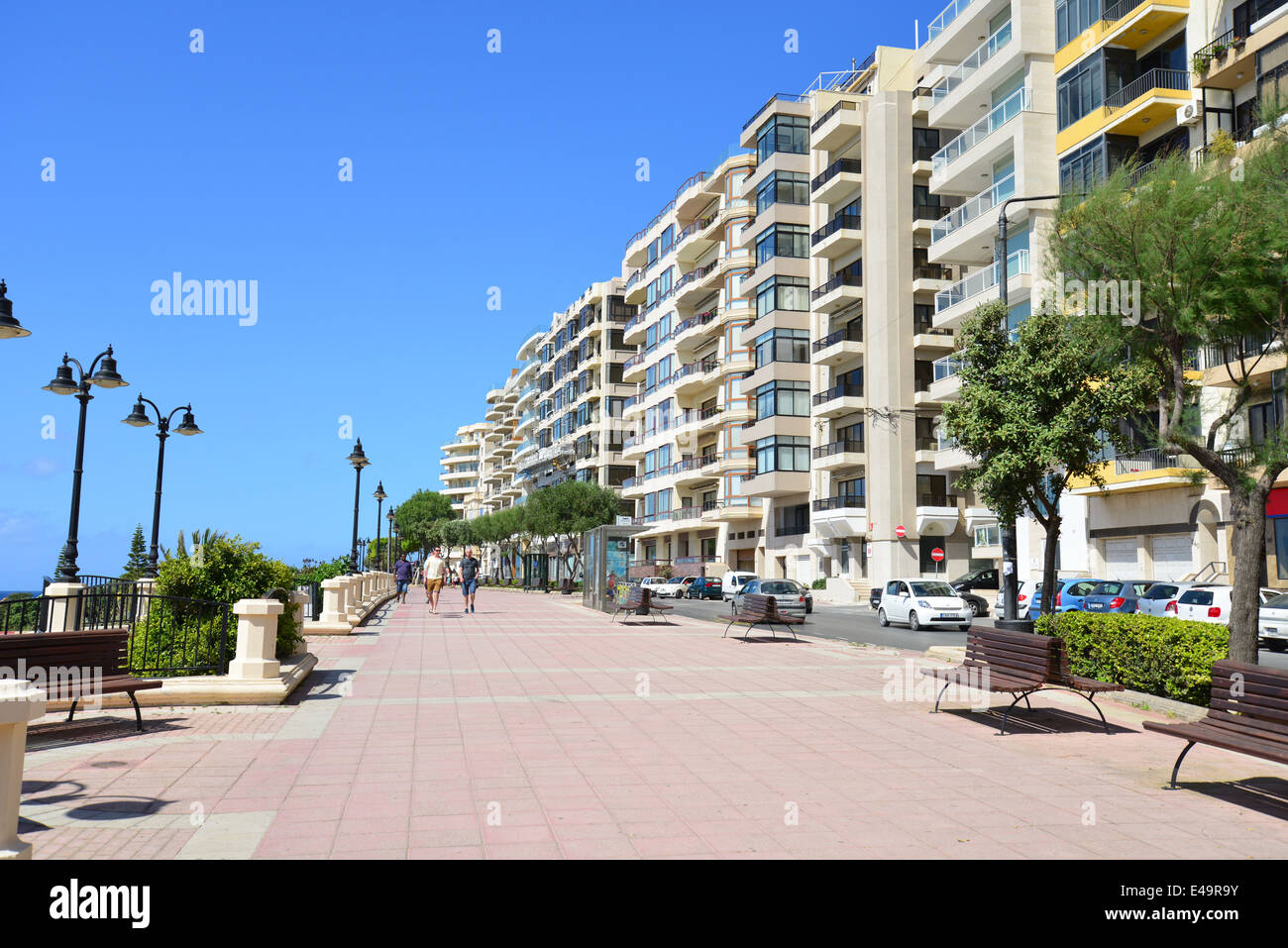 Beach promenade, Tower Road, Sliema (Tas-Sliema), Northern Harbour District, Malta Xlokk Region, Republic of Malta Stock Photo