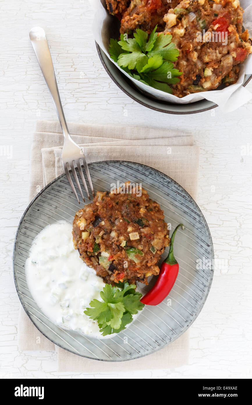 Deepfried Iraqui veggie burgers Arok Stock Photo Alamy