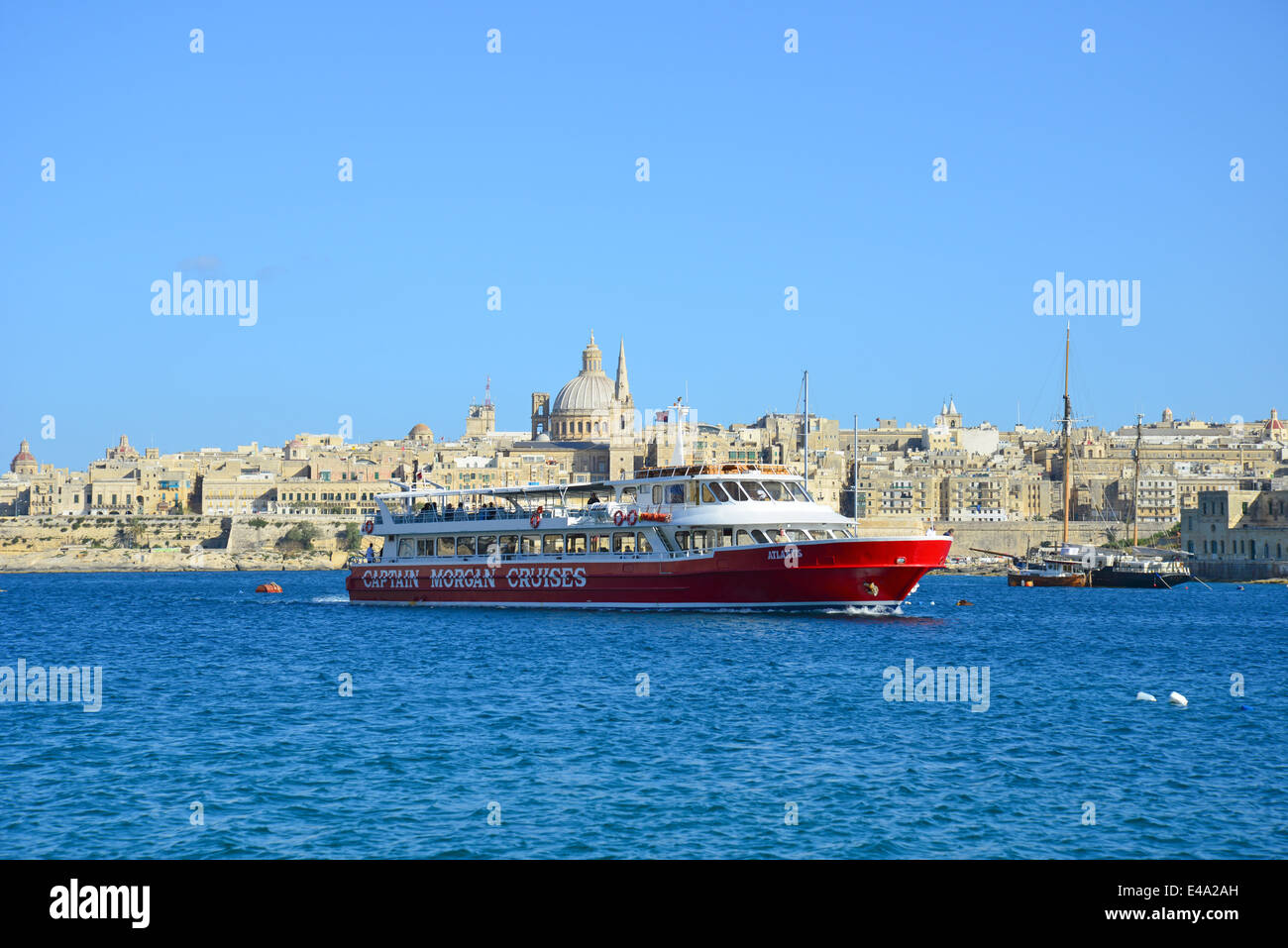 Captain Morgan Cruise boat, Marsamxet Harbour, Valletta (Il-Belt Stock  Photo - Alamy