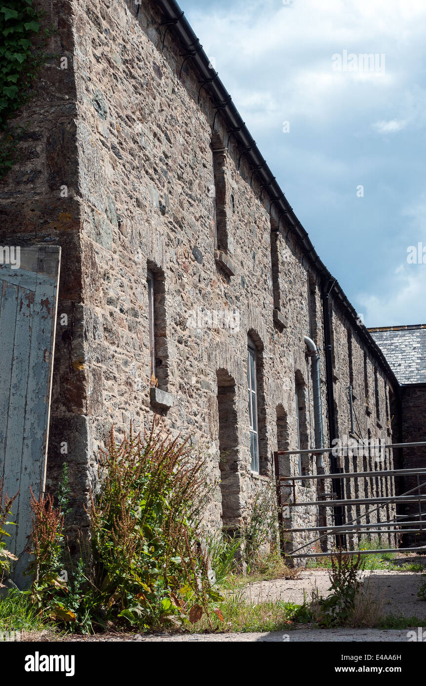 English barn conversion hi-res stock photography and images - Alamy