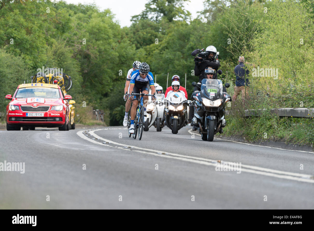 Stapleford near Cambridge, UK. 7th July, 2014.  Competitors in Stage 3 Cambridge to London pass through flat countryside south of Cambridge en route to London. The race attracted thousands of spectators to Cambridge and the route south to Essex and London. Credit Julian Eales/Alamy Live News Stock Photo