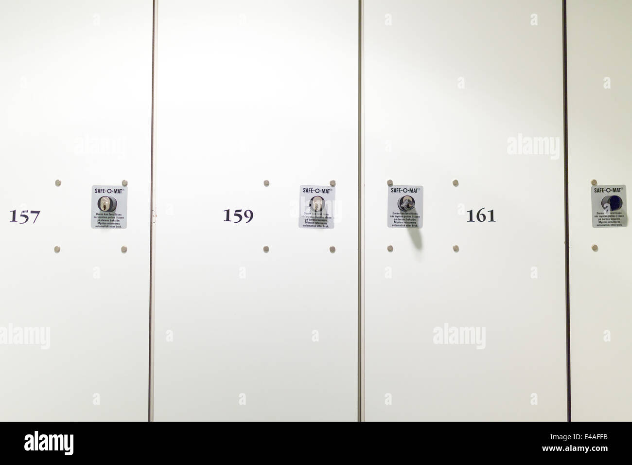 Locking Lockers Stock Photos Locking Lockers Stock Images Alamy