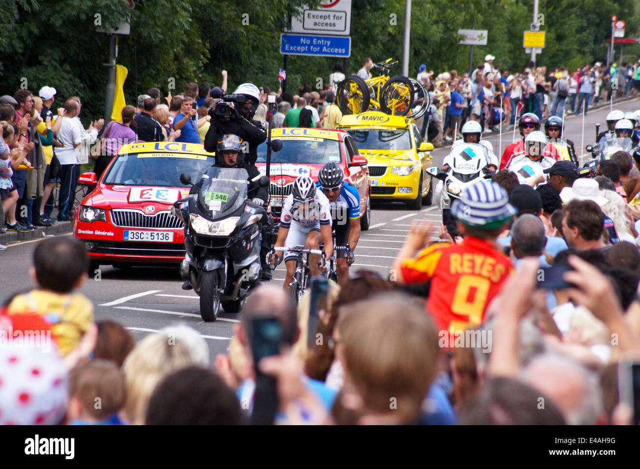 Woodford, London, UK. 07th July, 2014. Tour de France Stage 3: Hundreds line the route as Jean-Marc Rideau (in front) and Jan Barta still in front after leading for the entire race.Woodford, London. Credit:  Mark Dunn/Alamy Live News Stock Photo