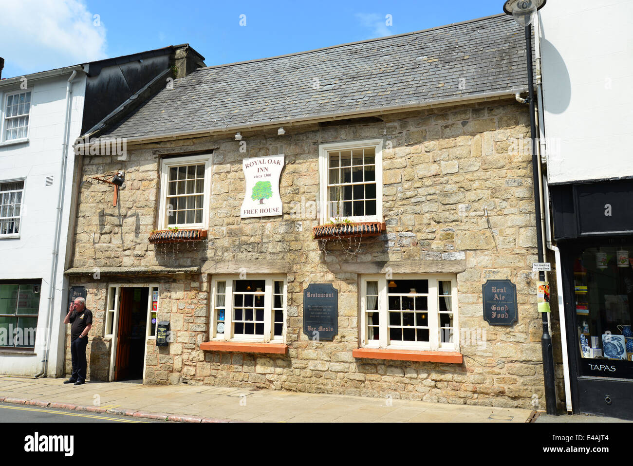 14th century Royal Oak Inn, East Street, Ashburton, Dartmoor National