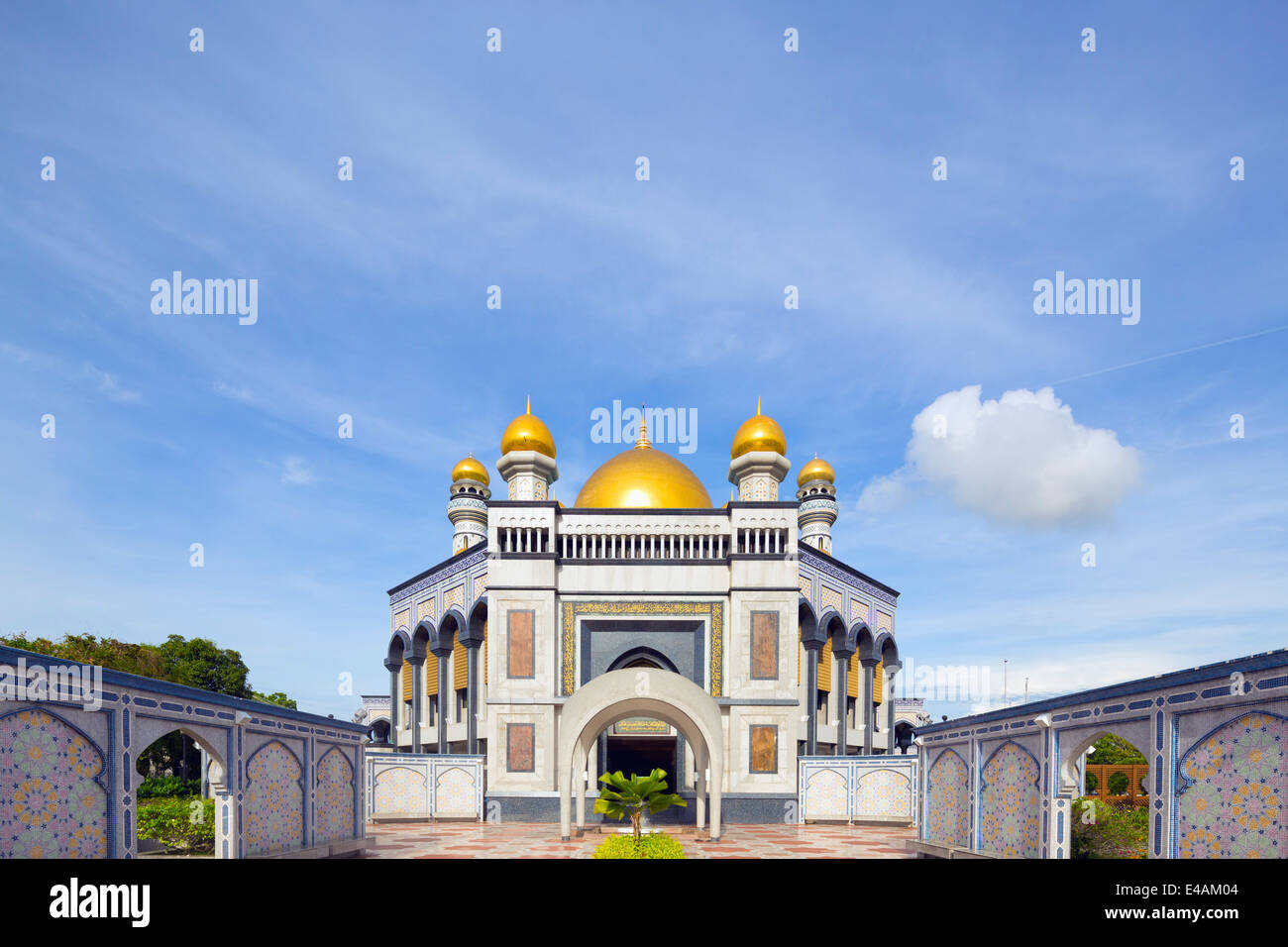 South East Asia, Kingdom of Brunei, Bandar Seri Begawan, Jame'asr Hassanal Bolkiah Mosque Stock Photo