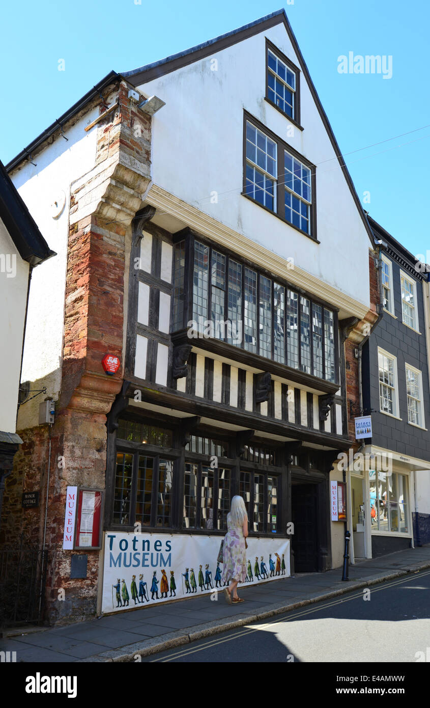 Totnes Elizabethan House Museum, Fore Street, Totnes, Devon, England, United Kingdom Stock Photo