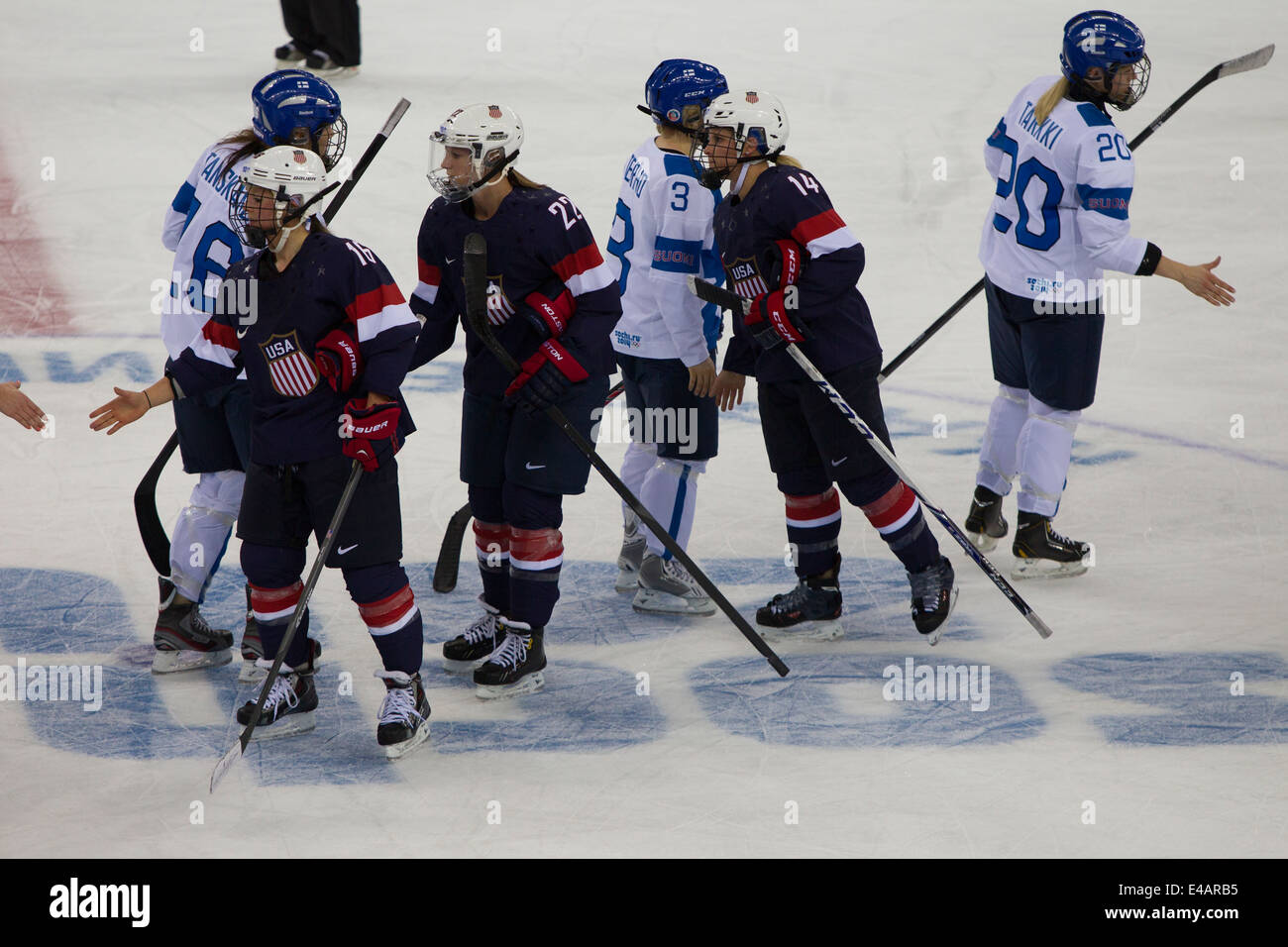 Women's Ice Hockey-USA-FIN at the Olympic Winter Games, Sochi 2014 Stock Photo
