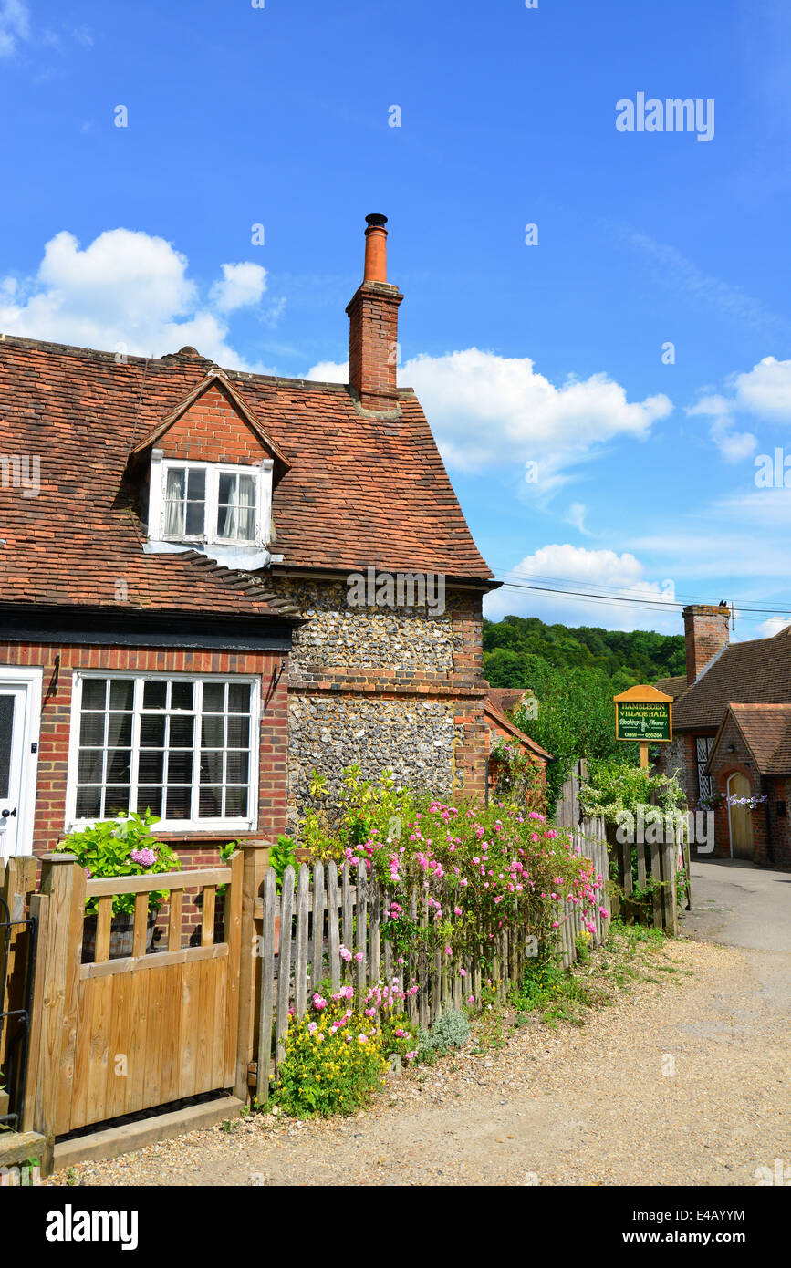 Period flint cottage, Hambleden, Buckinghamshire, England, United Kingdom Stock Photo