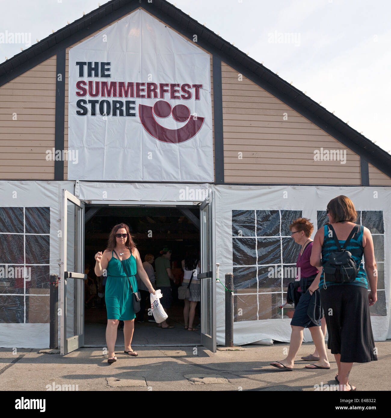 Summerfest sign hi-res stock photography and images - Alamy
