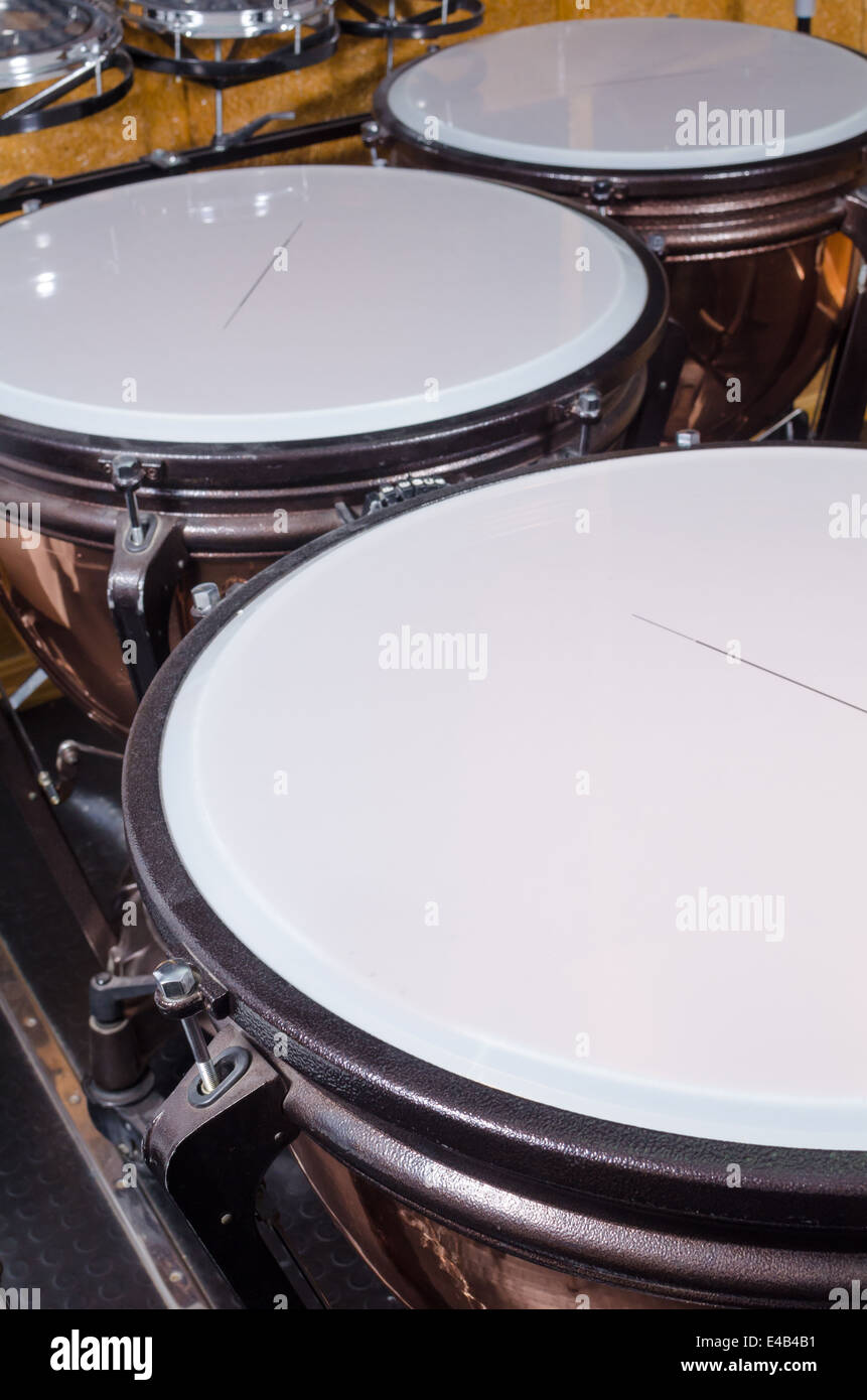 Kettle drums hires stock photography and images Alamy