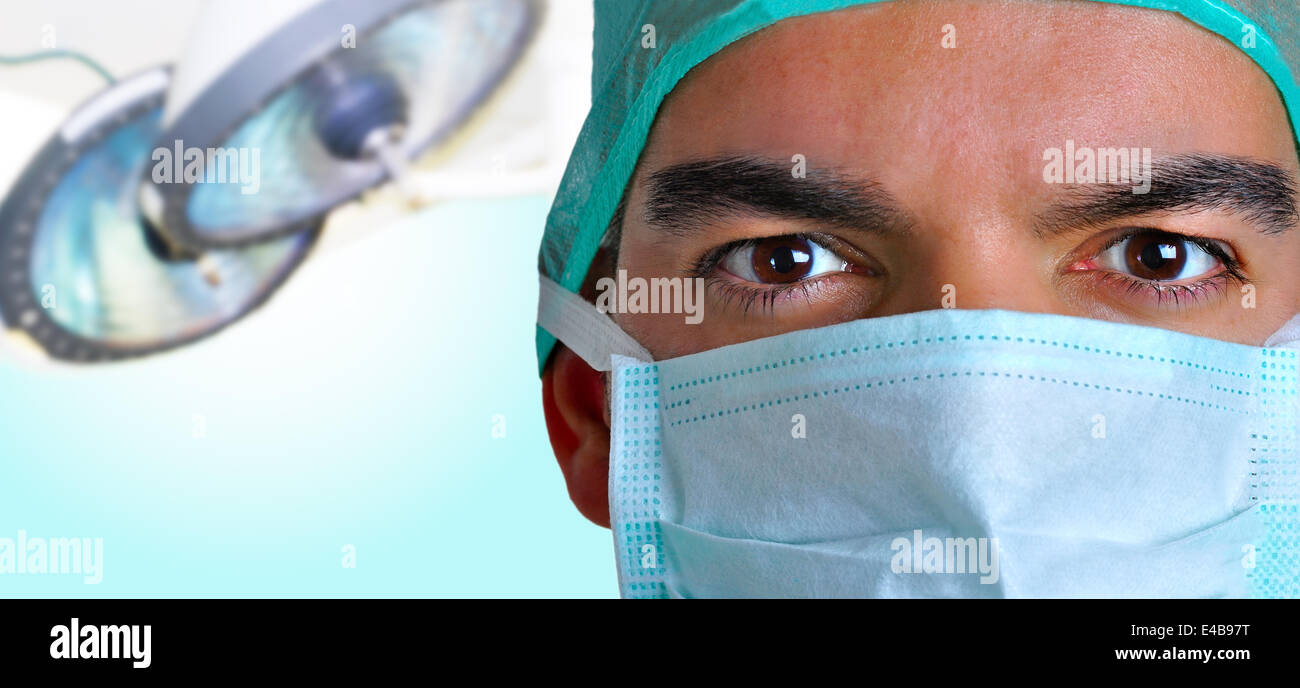 Surgeon with face mask hi-res stock photography and images - Alamy