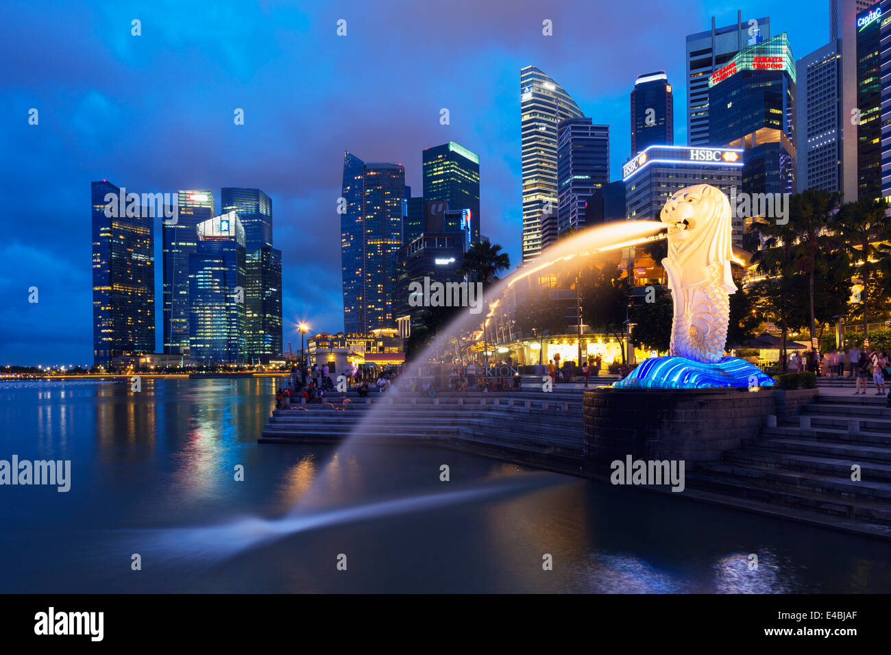 Singapore iconic buildings hi-res stock photography and images - Alamy