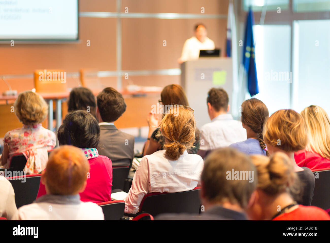 Audience in conference hall hi-res stock photography and images - Alamy