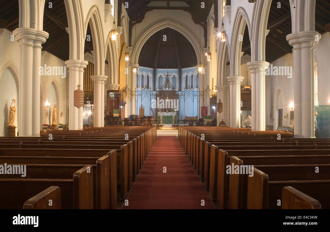 NEW YORK, NEW YORK OCTOBER 19 Interior of Holyrood Church Iglesia