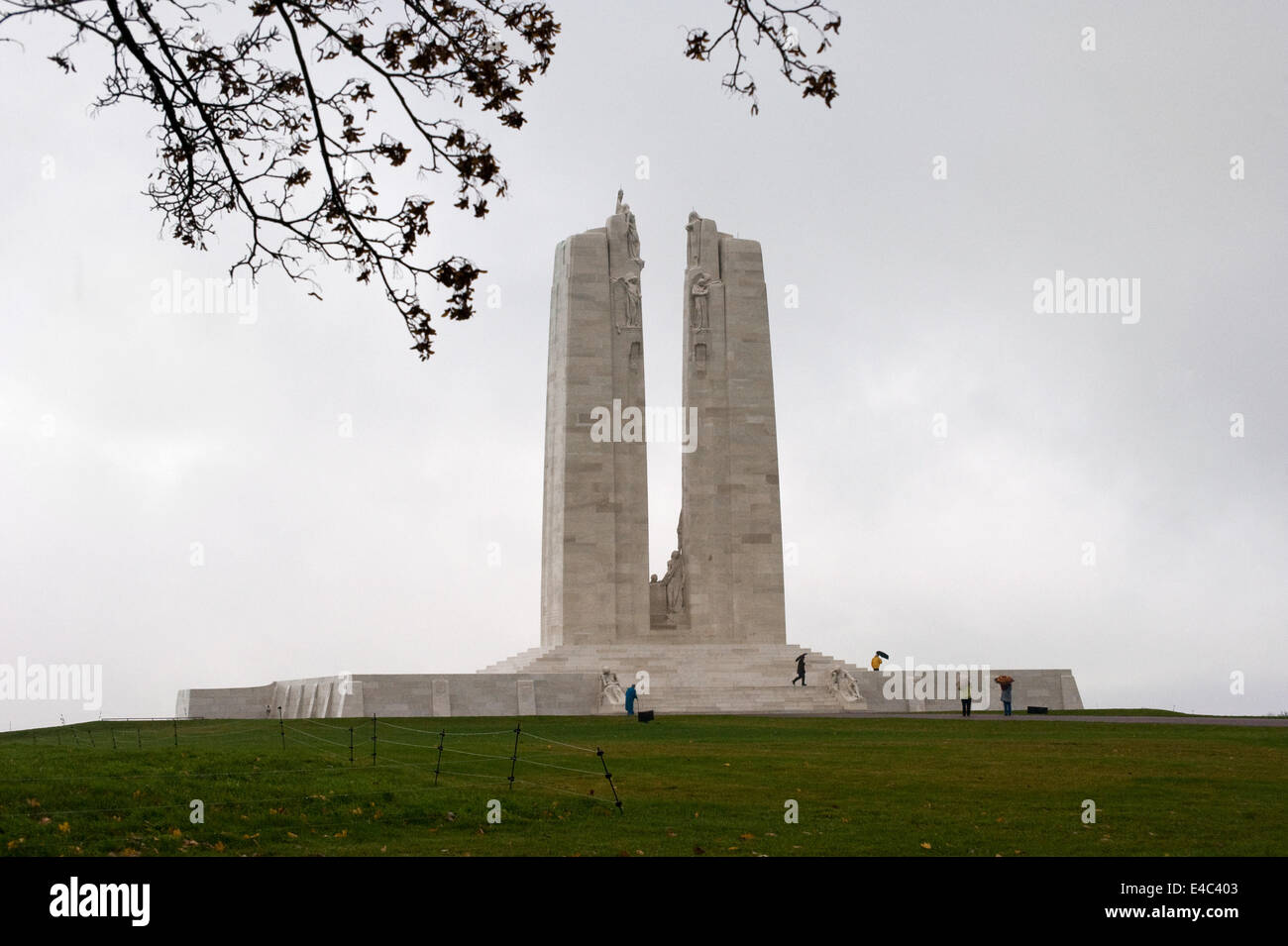Twin white pylons canadian national hi-res stock photography and images ...