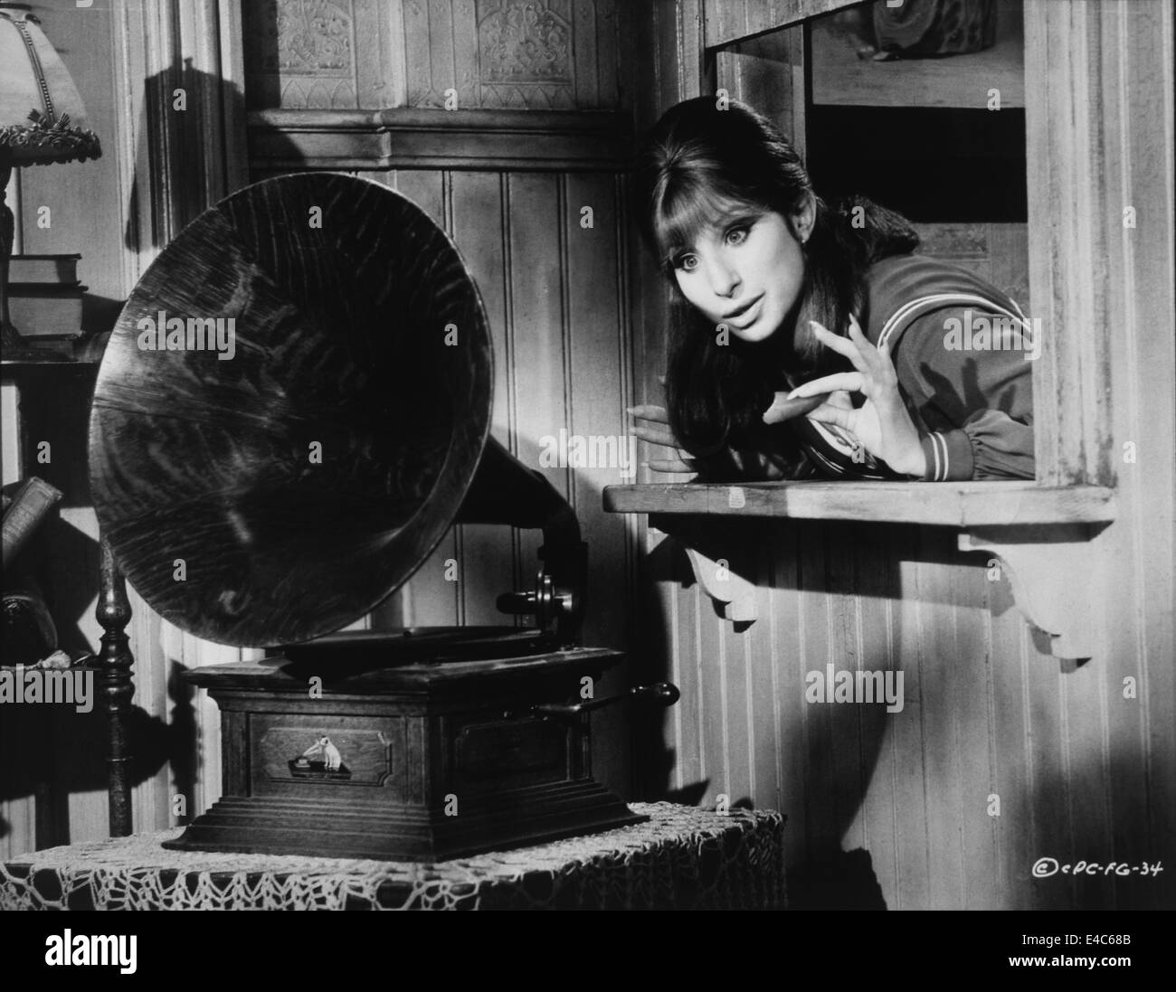 Barbra Streisand, on-set of the Film, 'Funny Girl', 1968 Stock Photo