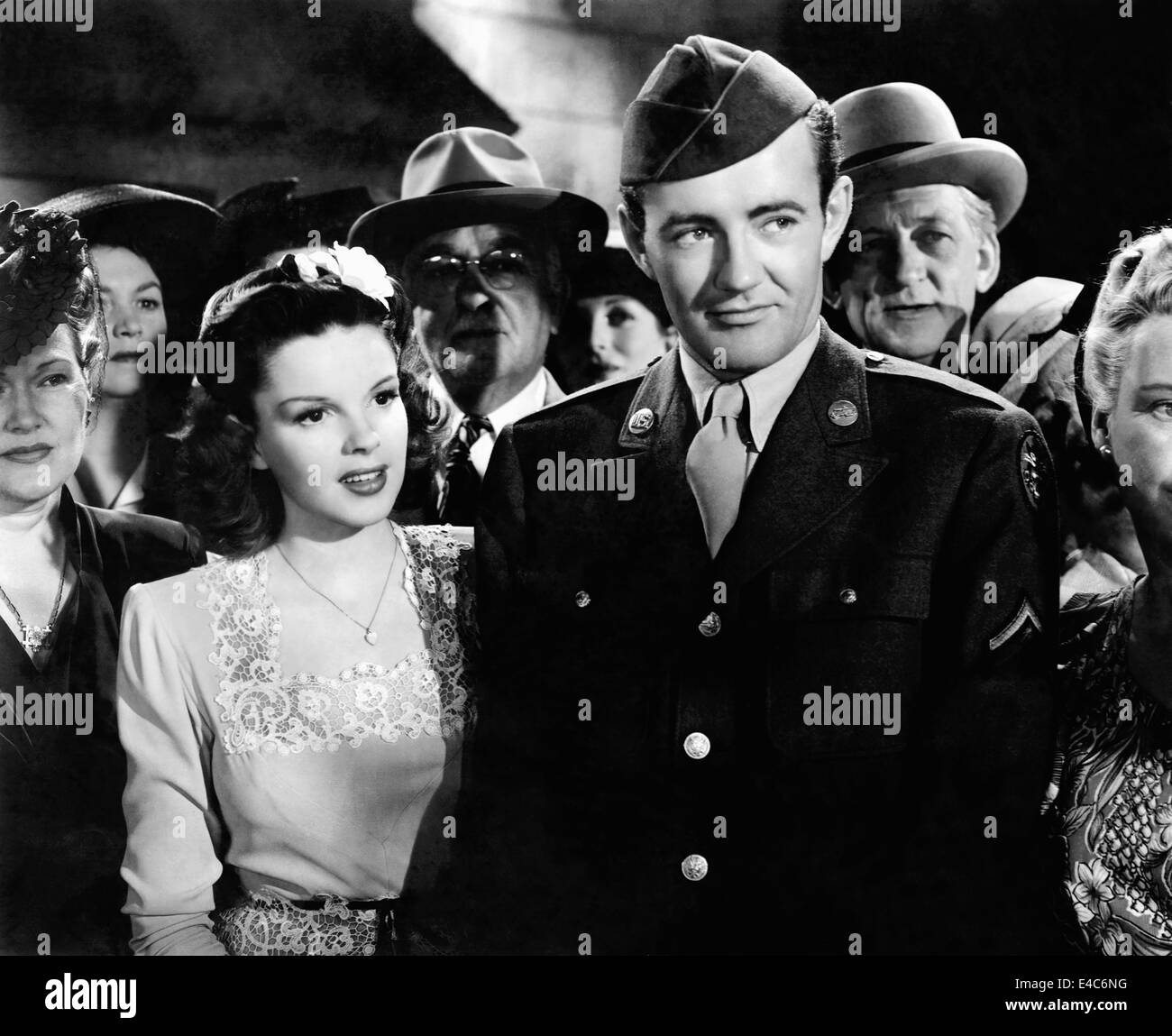 Judy Garland, Robert Walker, onset of the Film, "The Clock", 1945
