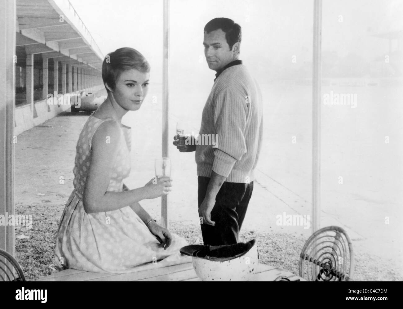 Jean Seberg, Maurice Ronet, on-set of the Film, 'Time Out for Love' (aka Les Grandes Personnes), 1961 Stock Photo