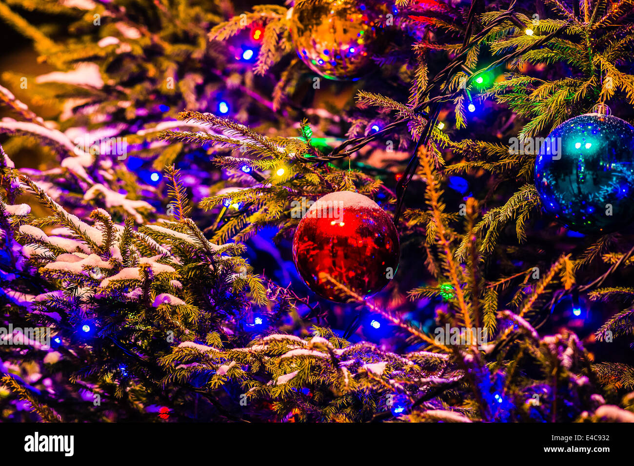 Red white and blue christmas tree hi-res stock photography and images ...