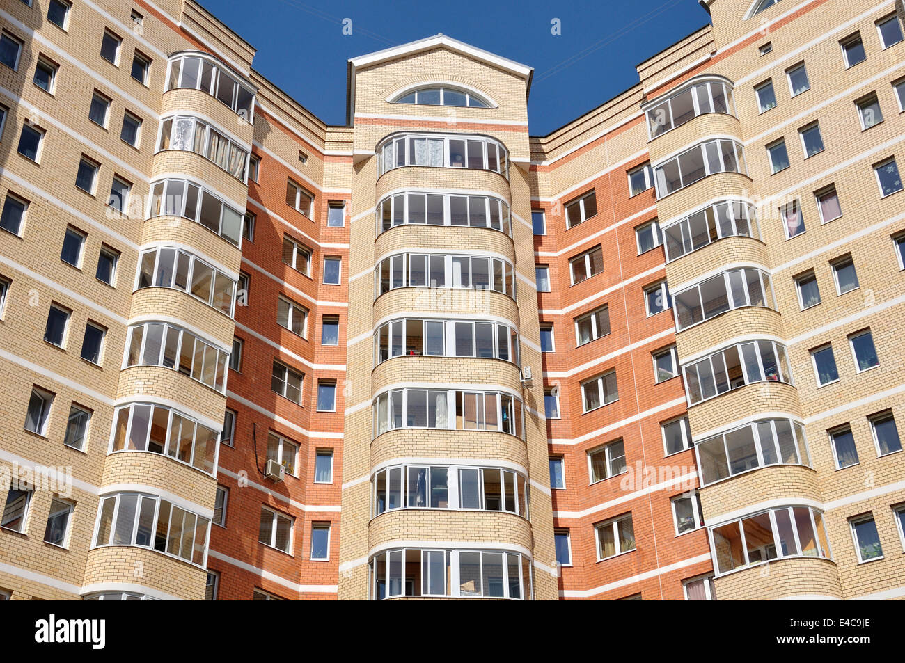 High rise modern build hi-res stock photography and images - Alamy