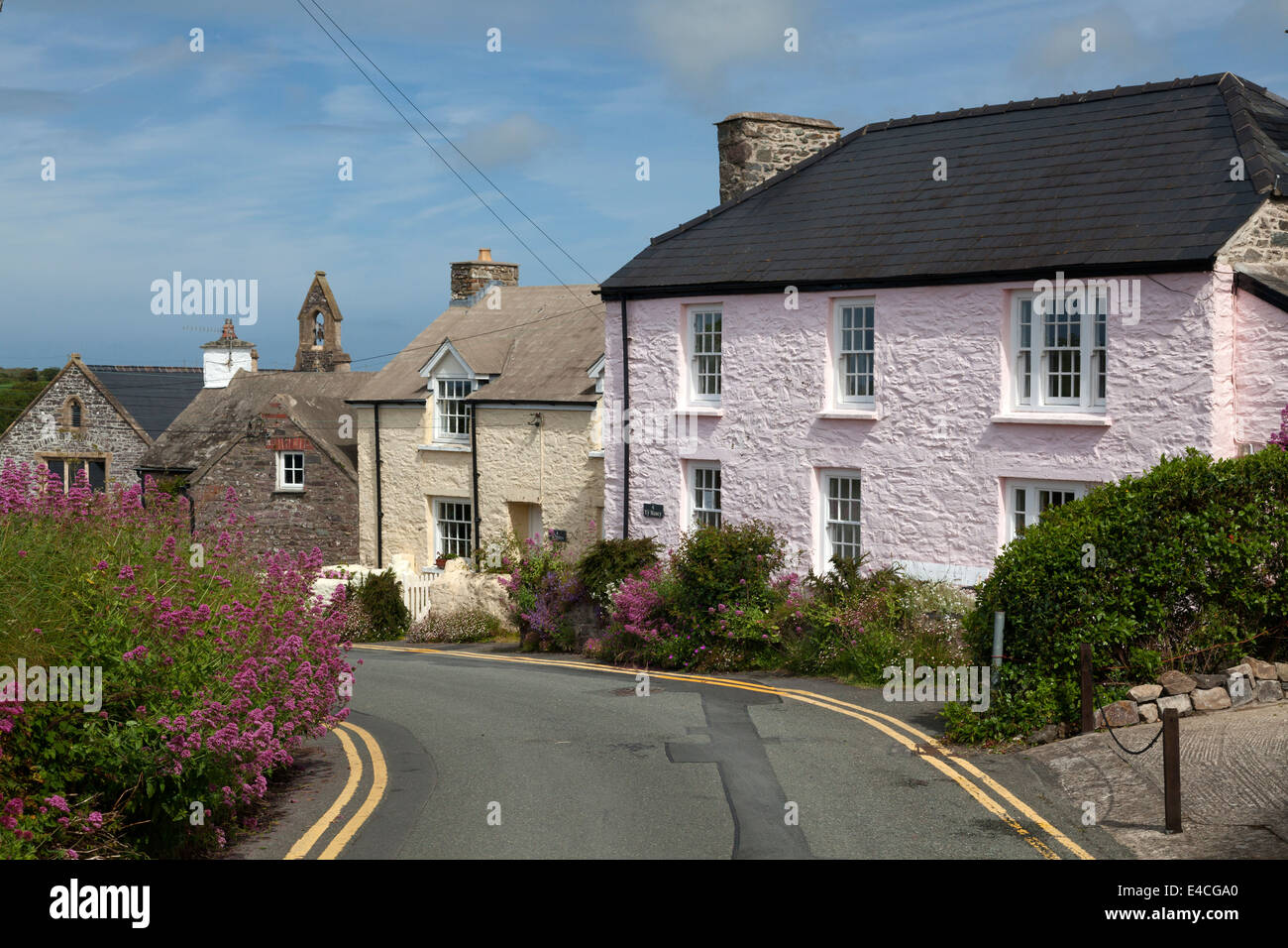 Cottages In Quickwell Hill St Davids Pembrokeshire Stock Photo