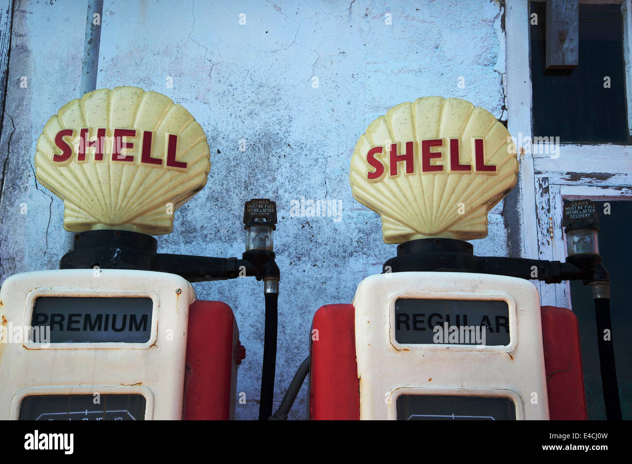 Cornwall. Roseland Peninsular. St Mawes . Old Shell petrol pumps Stock Photo
