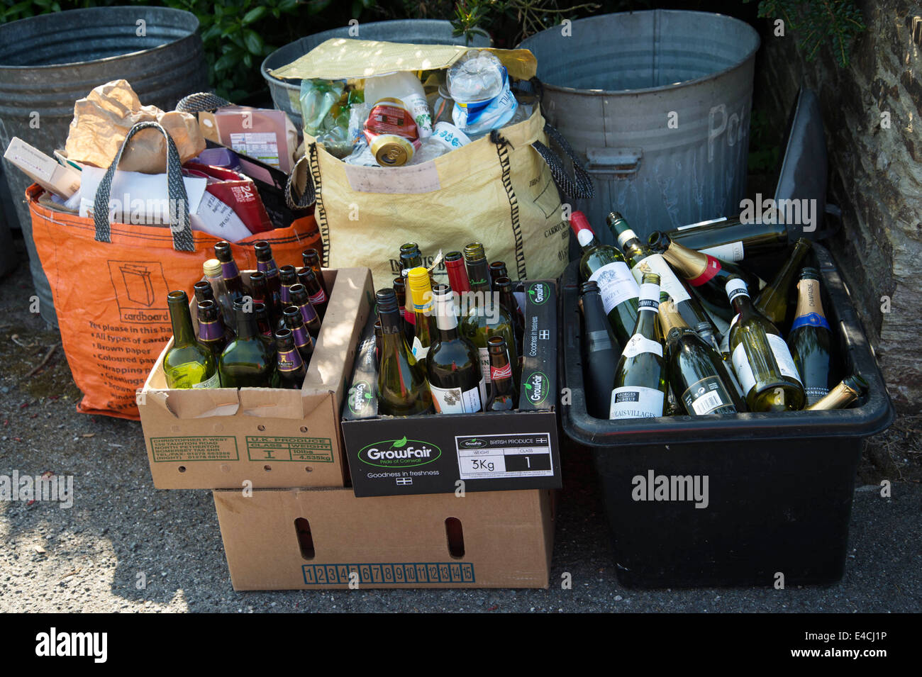 Cornwall refuse and recycling hires stock photography and images Alamy