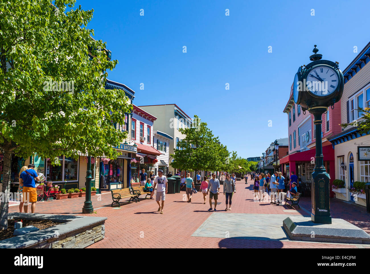 The pedestrian area of Washington Street in downtown Cape May, New Jersey, USA Stock Photo