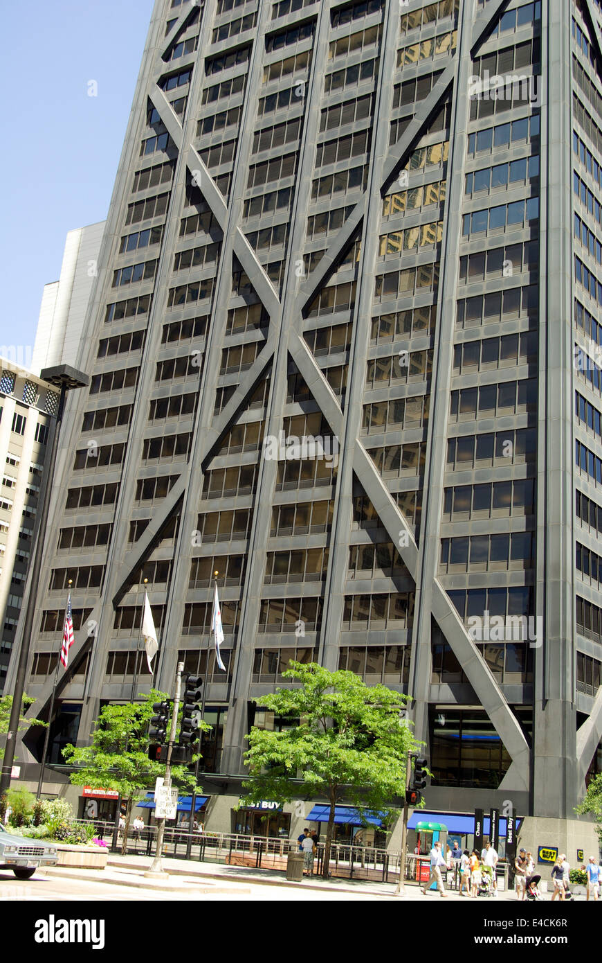 Street level John Hancock tower Chicago Illinois Stock Photo Alamy