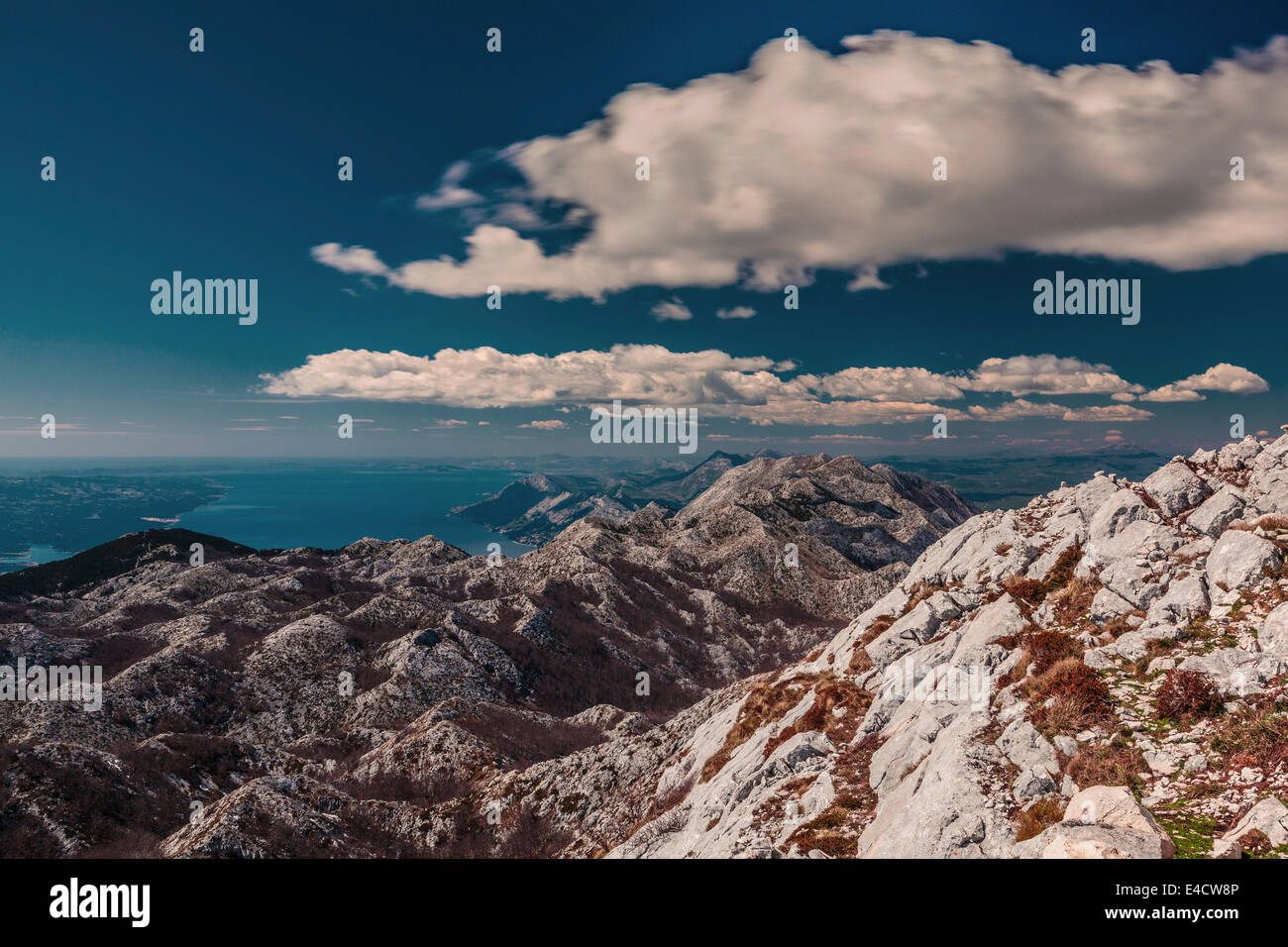 The Dinaric Ranges Dinaric mountain range hi-res stock photography and images - Alamy