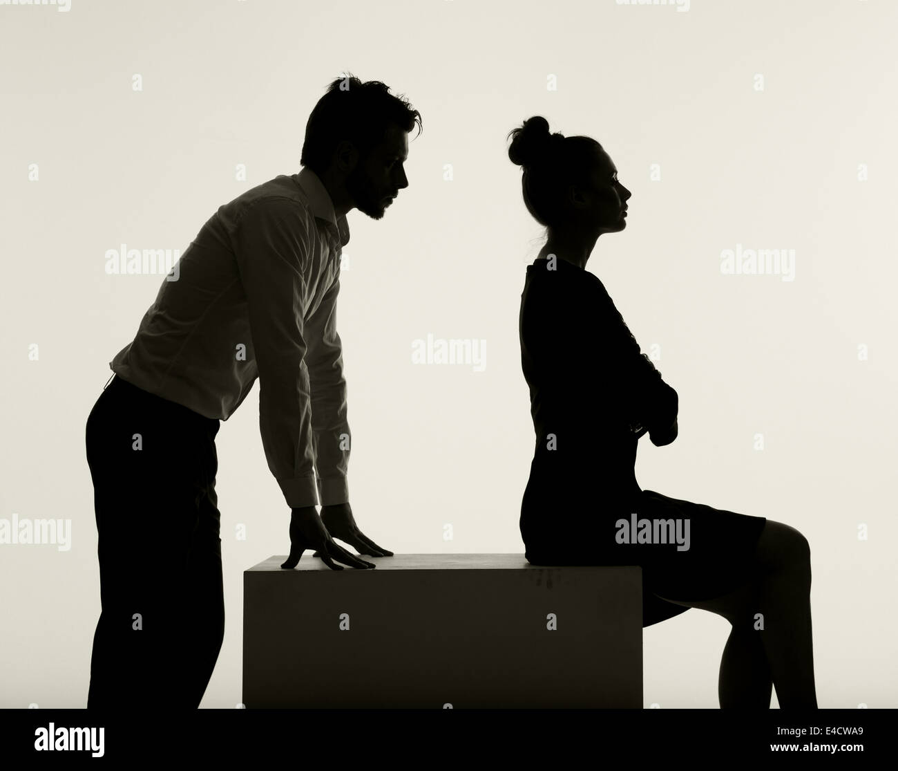 Couple argue silhouette hi-res stock photography and images - Alamy