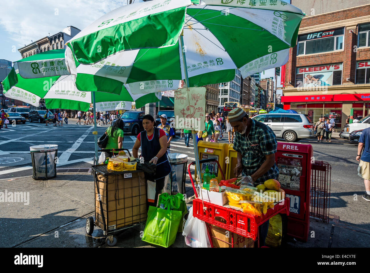 Sidewalk vendors canal street shops hi-res stock photography and