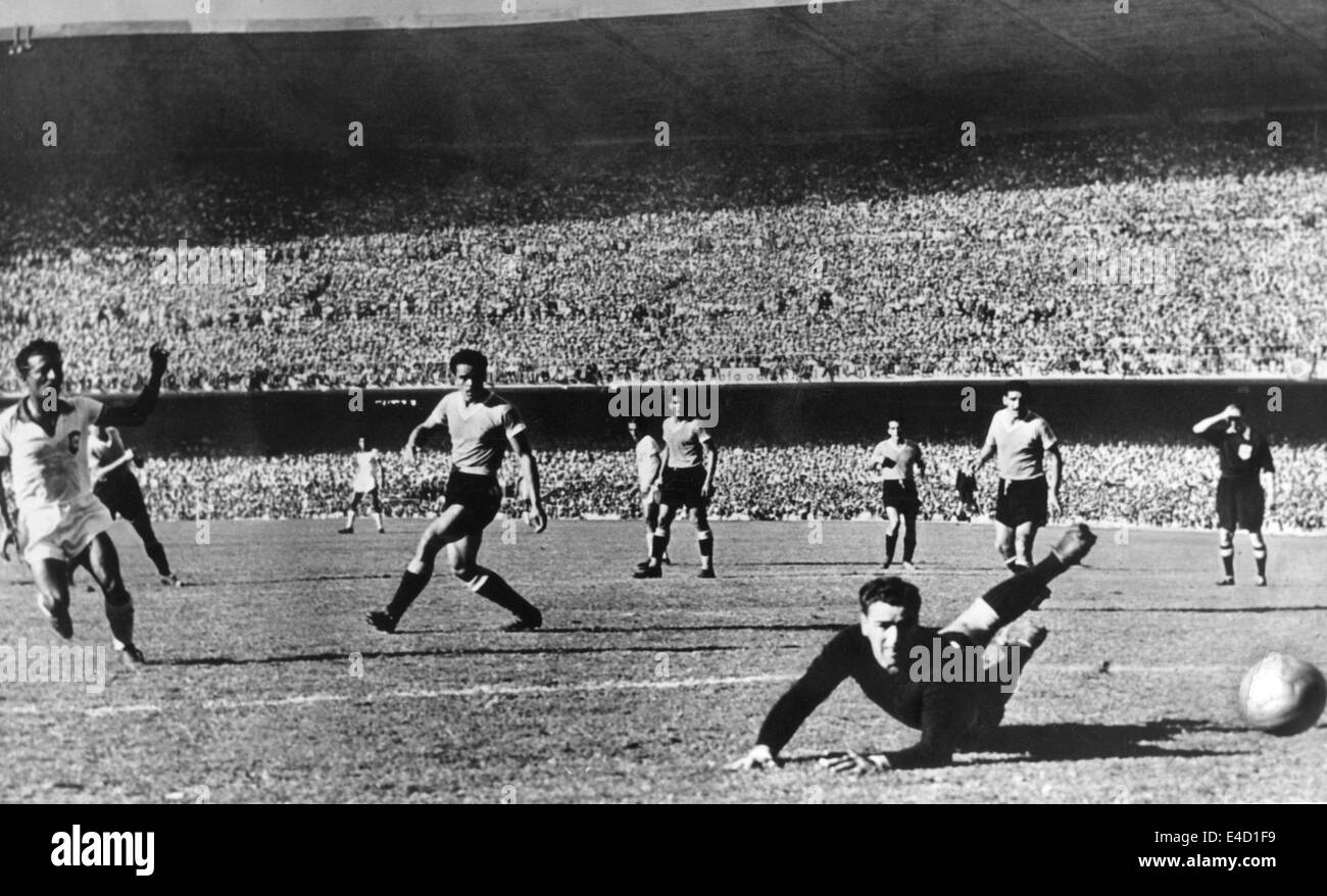 Soccer world cup 1950 hi-res stock photography and images - Alamy