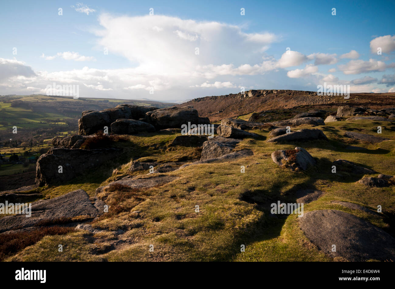 Looking to Curber Edge from Baslow Edge in the Peak District National ...