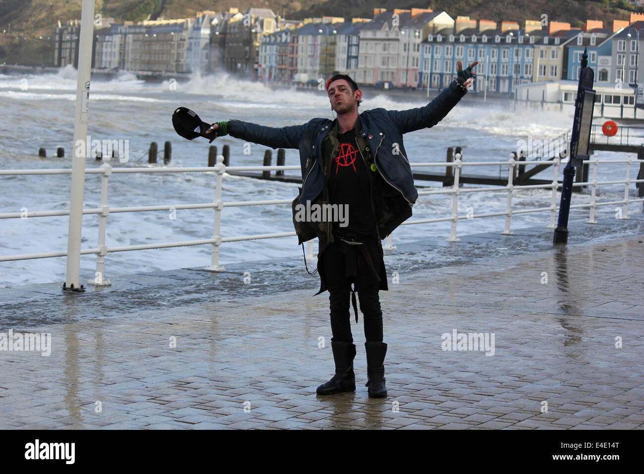 Punk rocker hi-res stock photography and images - Alamy