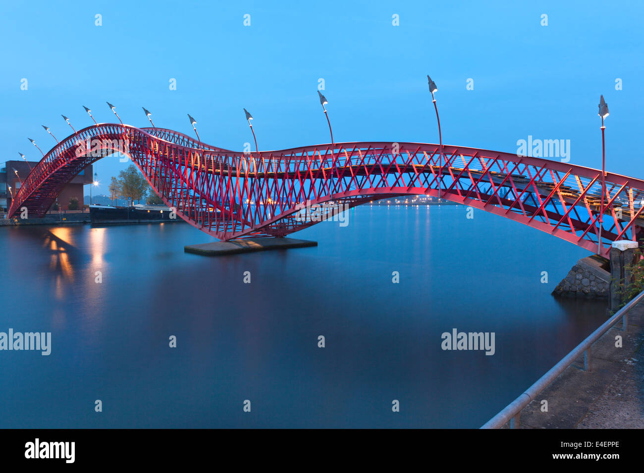 Python Bridge in Amsterdam, the Netherlands - night landscape Stock ...