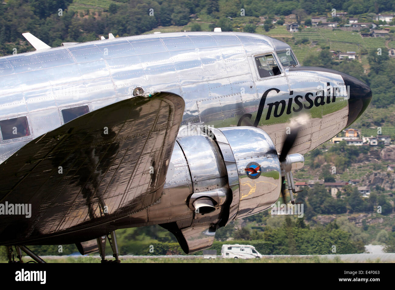 A Douglas DC-3 of Swiss International Air Lines, Locarno, Switzerland Stock  Photo - Alamy