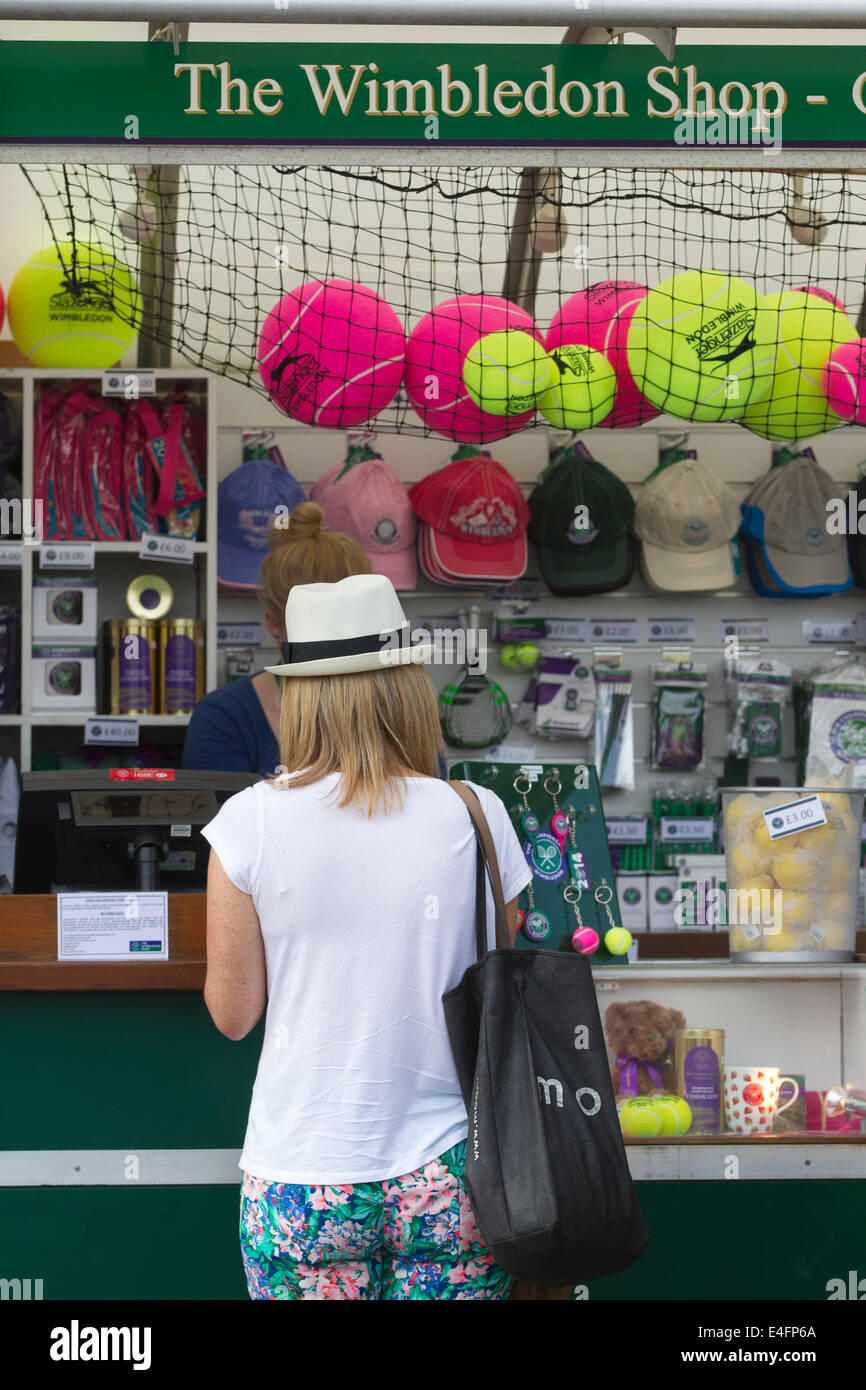 Wimbledon shop wimbledon tennis championships hires stock photography and images Alamy