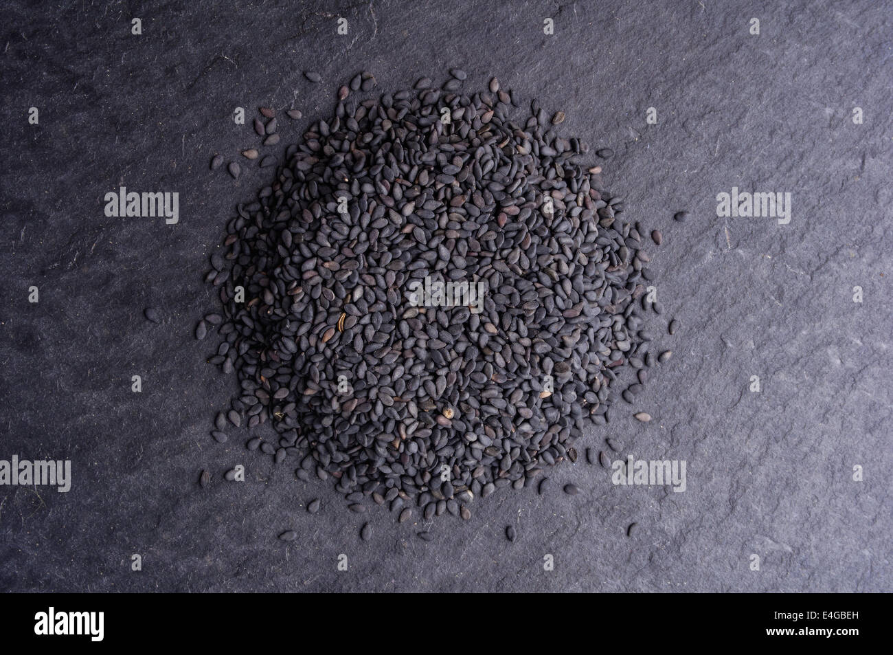 Black sesame seeds hi-res stock photography and images - Alamy