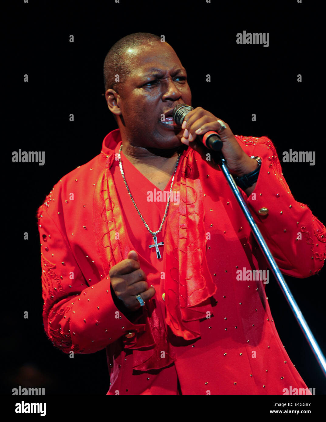 Philadelphia, Pennsylvania, USA. 10th July, 2014. ERIC GRANT of the legendary O'JAYS, performing live at the essence of entertainment at the famous Dell Music Center in Philadelphia Credit:  Ricky Fitchett/ZUMA Wire/Alamy Live News Stock Photo