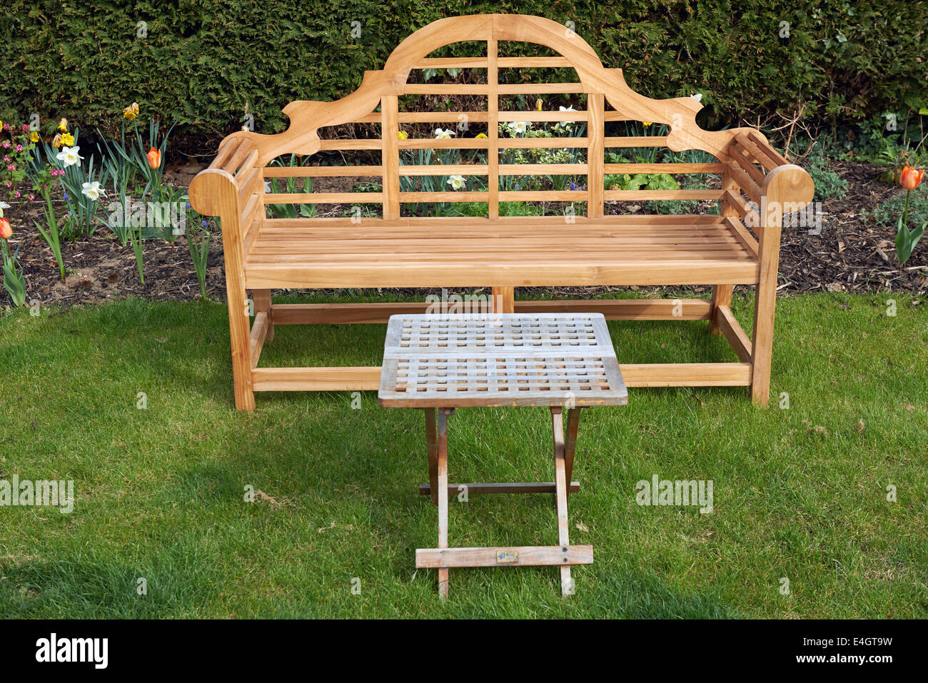 Lutyens Style Wooden Garden Bench Stock Photo 71670421 Alamy