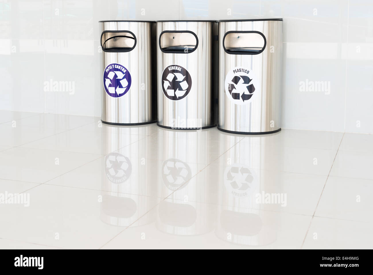 Office recycle bins interior hires stock photography and images Alamy