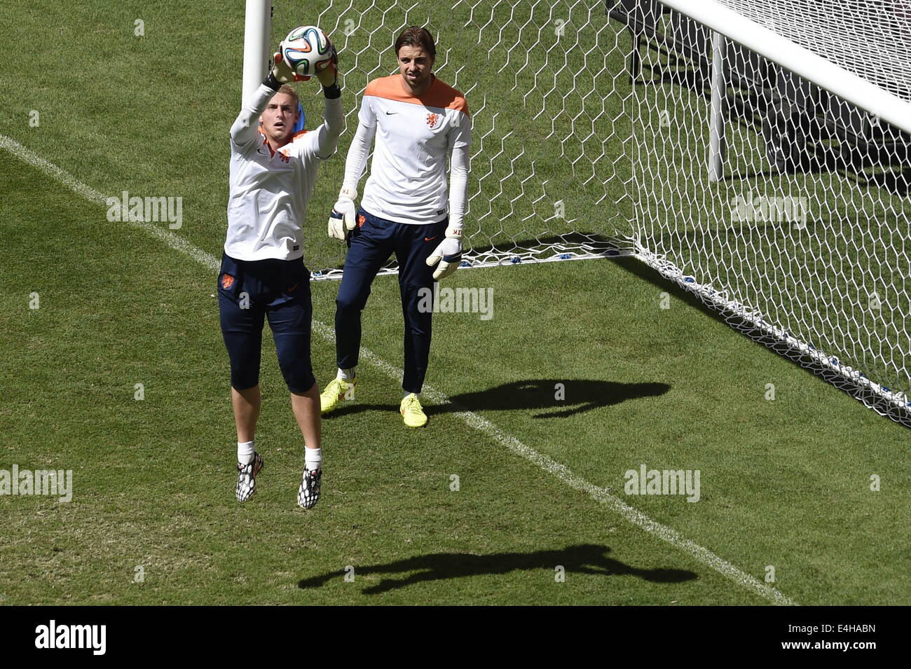 Brasilia, Brazil. 5th July, 2014. Netherlands' goalkeepers Jasper Cillessen(L) and Tim Krul attend a training session at the Estadio Nacional Stadium in Brasilia, Brazil, on July 5, 2014. Netherlands will play the 2014 FIFA World Cup football match for third place against host Brazil on Saturday. © Lui Siu Wai/Xinhua/Alamy Live News Stock Photo