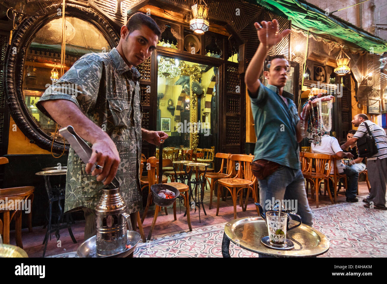 El Fishawi coffeehouse in Khan el Khalili bazaar, El Cairo, Egypt Stock Photo