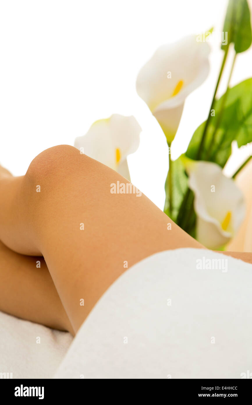 Pretty young woman relaxing in the spa Stock Photo - Alamy